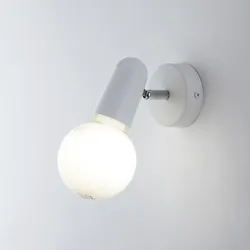 Lampada 1 spot tondo orientabile da interno 8x12x9,6 cm in metallo bianco