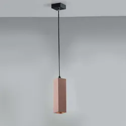 Lampada da soffitto squadrata 130h cm in cemento color mattone