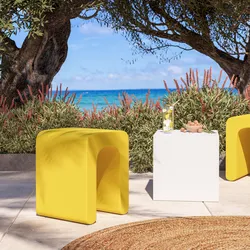 Sgabello da giardino in polietilene giallo - Marinha