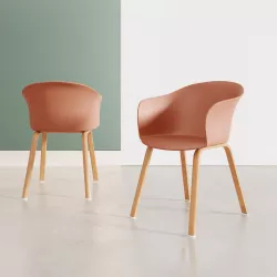Set 2 sedie color terracotta con gambe in metallo effetto legno - Holmen