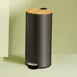 Cestino portarifiuti 30 litri in metallo nero con pedale e coperchio in bambù - Scottie