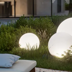 Lampada sferica 55 cm in polietilene bianco trasparente con kit luce LED RGB a ricarica solare