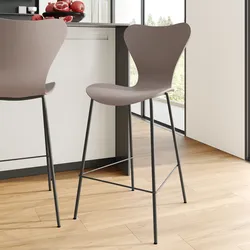 Sgabello in polipropilene tortora con seduta effetto legno e gambe in metallo nero - Dolly