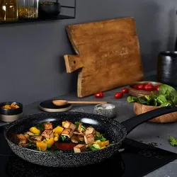 Padella antiaderente Wok 29x11h cm in alluminio forgiato effetto pietra nero - Yasmira