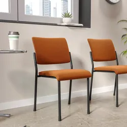 Sedia da ufficio imbottita in tessuto terracotta e gambe in metallo nero - Gomez