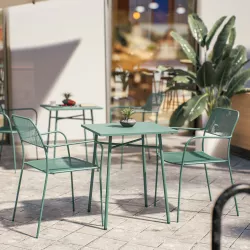 Set bistrot tavolo 60x60 e 2 sedie con braccioli in acciaio verde marino - Faber