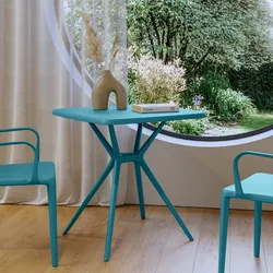 Tavolo 70x70 cm in polipropilene blu maldive - Barton