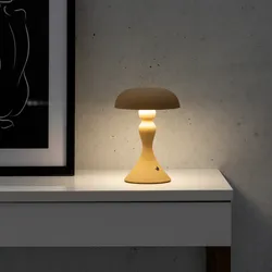 Lampada da tavolo touch 15x22 h cm in alluminio giallo - Elide