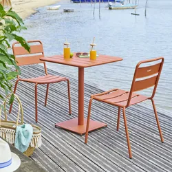 Tavolo da giardino 65x65 cm in acciaio ambra - Barrito