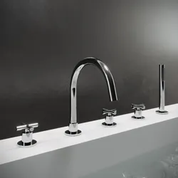 Miscelatore bordo vasca 5 fori con doccino in ottone cromo - Enif