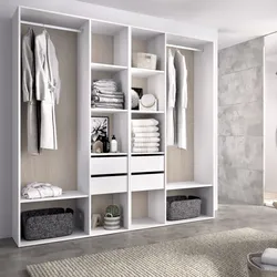 Armadio 196x205h cm bianco ed effetto rovere naturale con 4 cassetti - Bernac