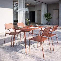 Set pranzo con tavolo 120x70 cm e 4 sedie con braccioli in acciaio terracotta - Faber