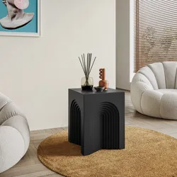Tavolino 35x35 cm in legno nero opaco con struttura ad arco intagliato - Dedim