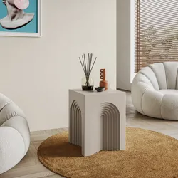 Tavolino 35x35 cm in legno tortora con struttura ad arco intagliato - Dedim