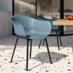 Sedia da giardino in polipropilene blu avio e gambe nere - Celine