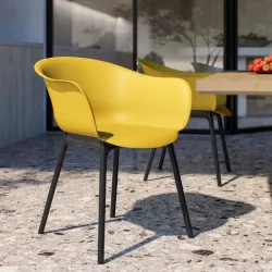Sedia da giardino in polipropilene giallo e gambe nere - Celine