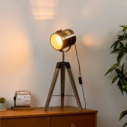 Lampada da tavolo 68h cm in legno di pino e metallo bronzo