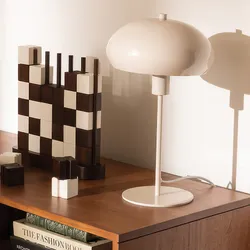 Lampada da tavolo 38h cm in acciaio bianco - Conway