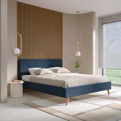 Letto matrimoniale 160x200 cm in tessuto effetto maglia blu notte con gambe in legno - Lasly