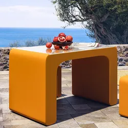 Tavolo da giardino 116x67,5 cm in polietilene ocra con top in plexiglass - Marinha