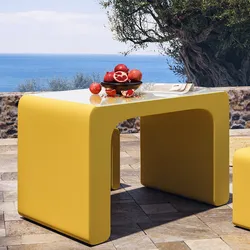 Tavolo da giardino 116x67,5 cm in polietilene giallo con top in plexiglass - Marinha