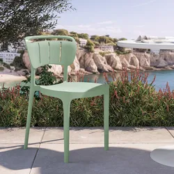 Sedia da giardino impilabile in polipropilene verde giada con schienale intagliato - Clyde