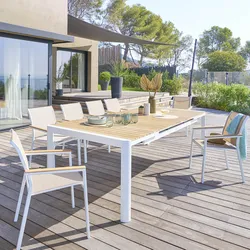 Tavolo da giardino allungabile 195/255x120 cm in alluminio bianco e top in legno di acacia - Antonaz