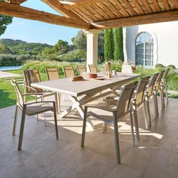Tavolo allungabile da esterno 250/330x113 cm in alluminio crema con top a doghe effetto legno - Jalime