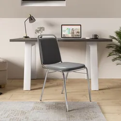 Sedia ufficio impilabile in similpelle grigio con gambe in metallo cromo - Wesper