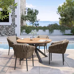 Set pranzo con tavolo rotondo 140 cm e 4 poltrone con schienale in corda e cuscini - Kyla