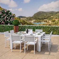 Set pranzo bianco con tavolo 160x160 cm e 8 sedie con braccioli textilene e alluminio - Carioca