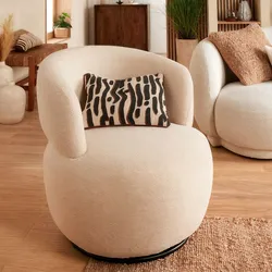 Poltrona girevole avvolgente in tessuto bouclé beige - Elisea