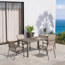 Set pranzo tortora con tavolo 140/210x77 cm e 4 sedie con braccioli tondi textilene e alluminio - Carioca