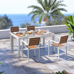 Set pranzo tavolo 160/240x100 cm top effetto legno caramello e 4 sedie con braccioli in alluminio bianco - Carioca Wood