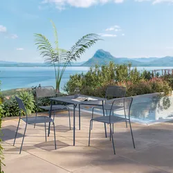 Set pranzo con tavolo 80x80 cm e 4 sedie in acciaio blu oceano - Faber