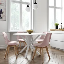Set 4 sedie in polipropilene rosa pastello con cuscino in similpelle e gambe in legno di faggio - Alborg Plus