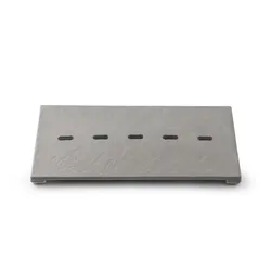 Copripiletta grigio con fori per piatto doccia Rok