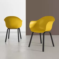 Set 2 sedie in polipropilene giallo con gambe nere - Holmen