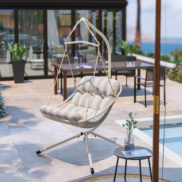 Poltrona Sospesa Kideo Per Lounge: Rilassati A Bordo Piscina O In Terrazzo!