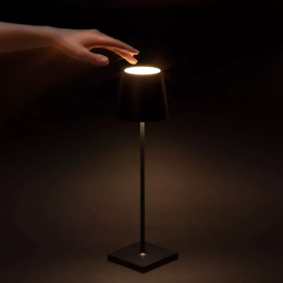 Lampada da tavolo portatile LED in metallo 11x38 cm nero