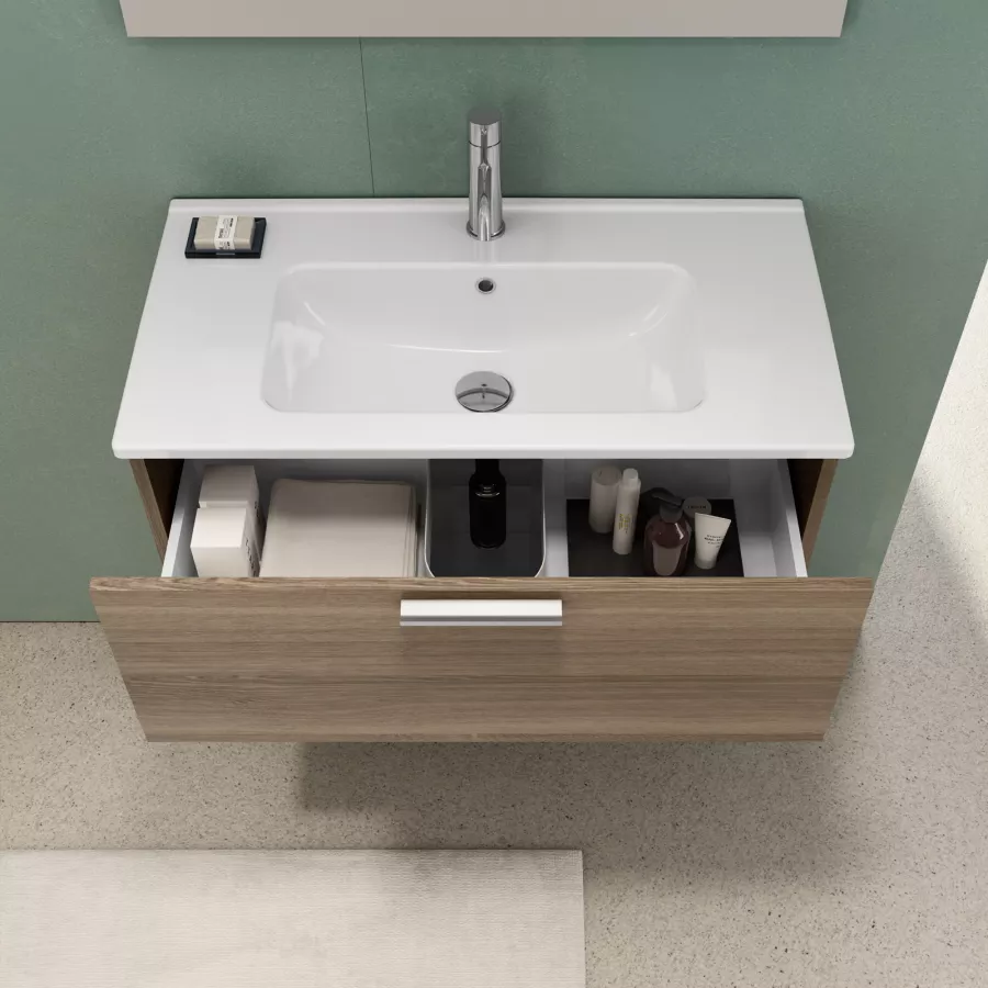 Bagno completo con mobile sospeso 80 cm profondità 39 cm cordoba con  specchio sanitari e miscelatori 