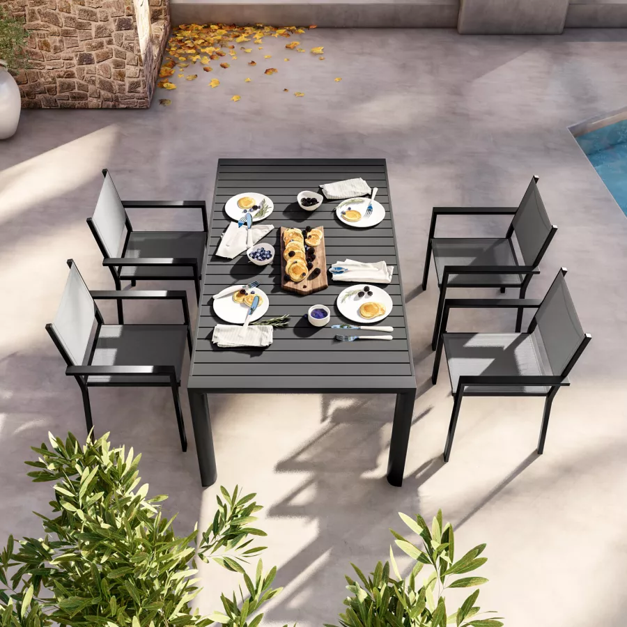 Set pranzo tavolo 180/240x100 cm e 4 sedie con braccioli in alluminio e  textilene antracite 
