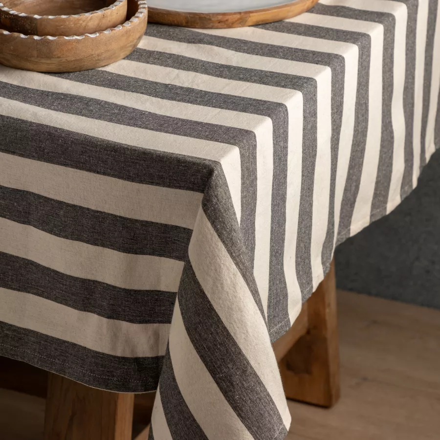 Tovaglia Quadri Vichy In Puro Cotone Homescapes – 140x140 Cm – Rosa E Bianco