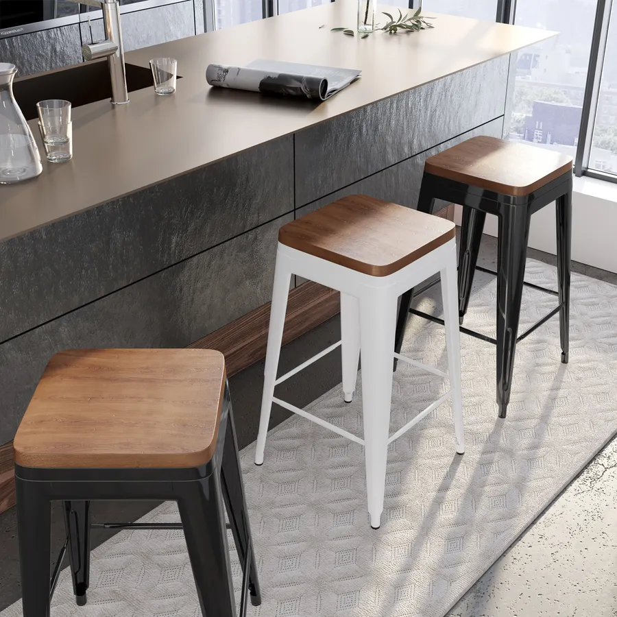 Sgabello Da Bar Imbottito Altona Con Schienale E Poggiapiedi - Struttura In Metallo Nero, Stoffa Tortora, Stile Scandinavo Moderno