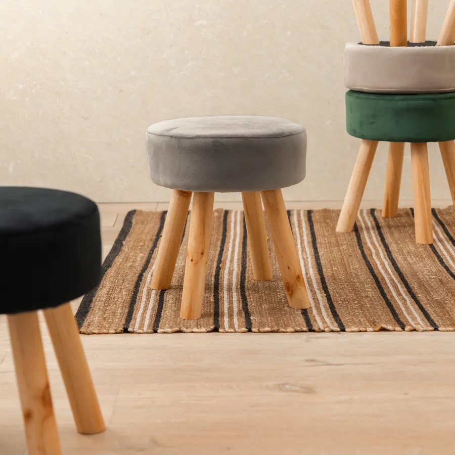 Pouf Poggiapiedi In Velluto Grigio Chiaro Con Base Dorata - &Oslash;32xH40 Cm, Portata 150 Kg