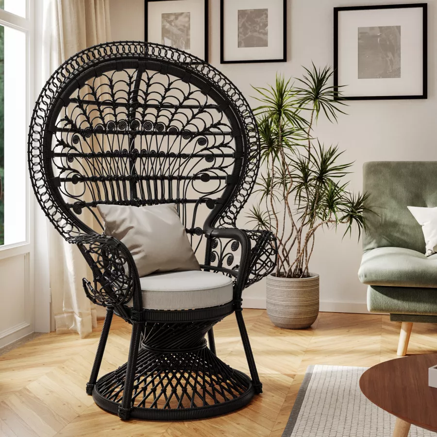 Poltrona pavone in rattan nero con cuscino Matra