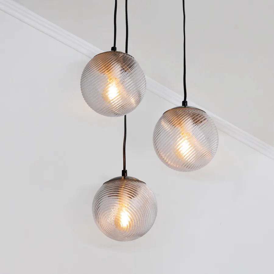 Mensola Sospesa Rotonda In Ferro Battuto - 3 Scomparti, Colore Nero - Ripiano Da Parete Multiplo Per Decorazione E Ordine - 29x29x9,5 Cm