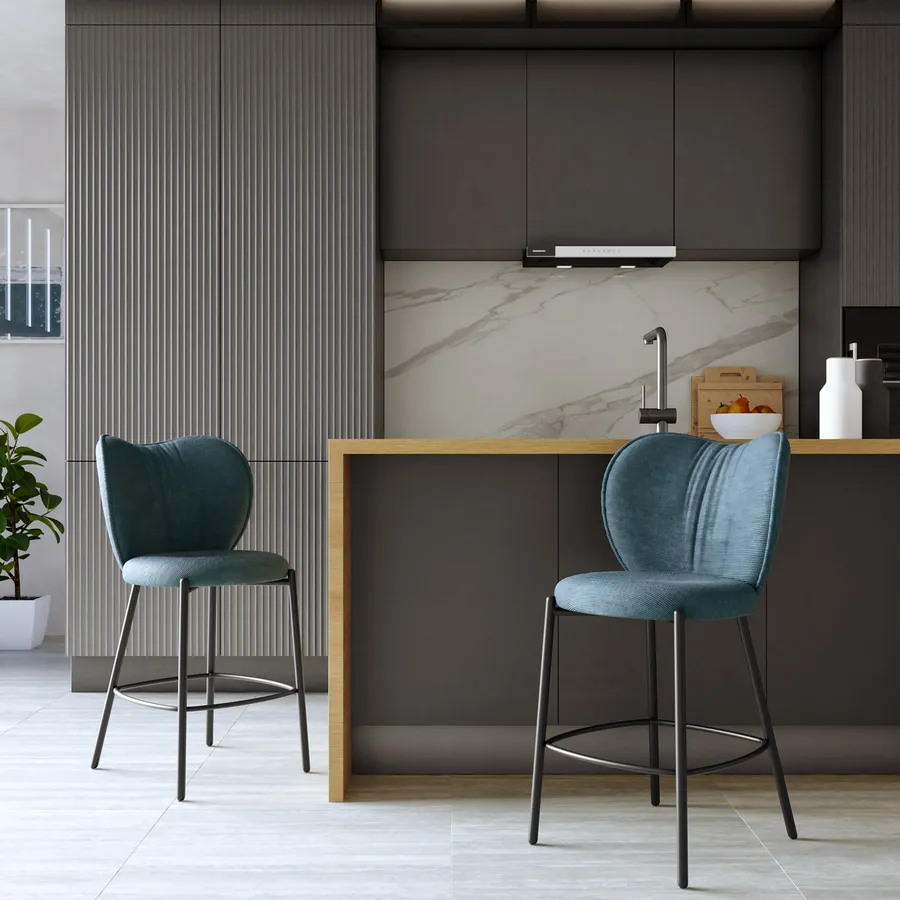 Set sgabelli in ciniglia verde petrolio con gambe in metallo