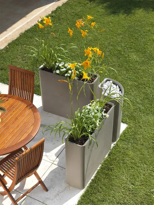 Vasi e fioriere da esterno per il tuo terrazzo o per il tuo giardino – Dedi