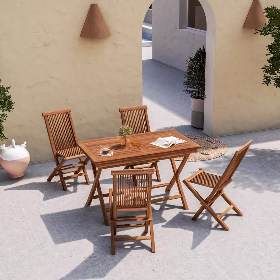 Arreda con tavolo e sedie da giardino l'area pranzo outdoor